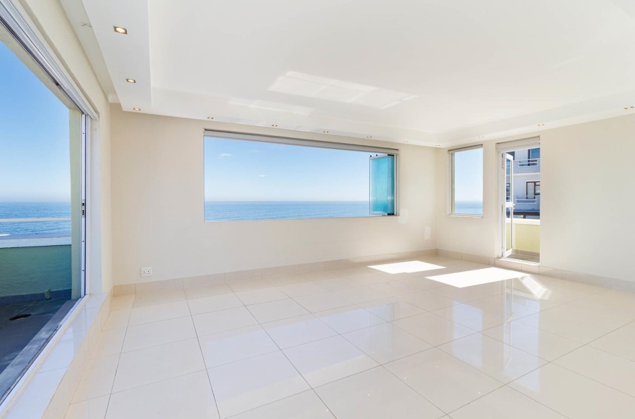 3 Bedroom Property for Sale in Sea Point Western Cape
